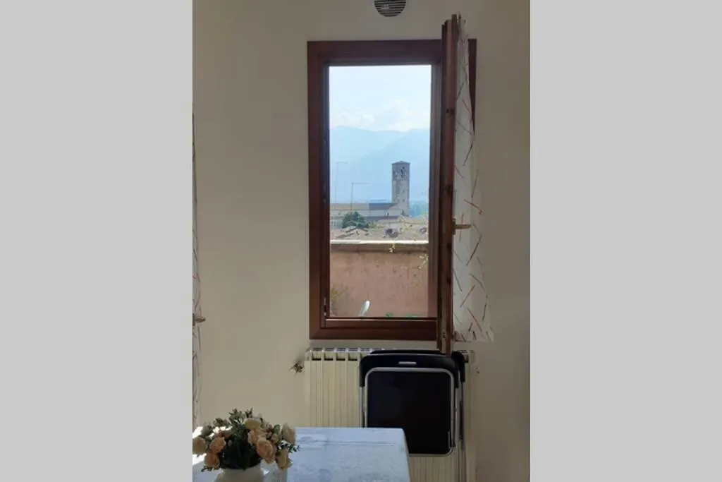 Feel at Home - CASA LOREDANA Lovere