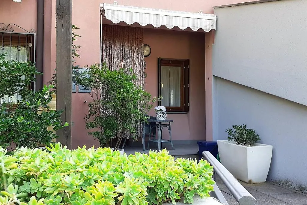 Feel at Home - CASA LOREDANA Lovere Appartement