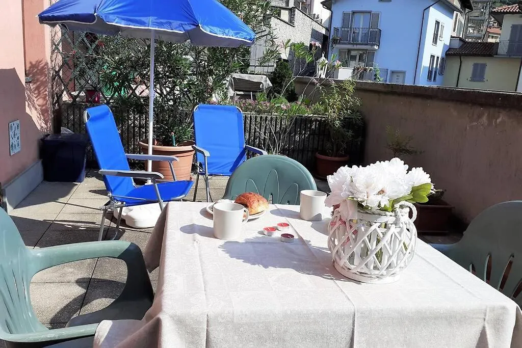 Feel at Home - CASA LOREDANA Lovere